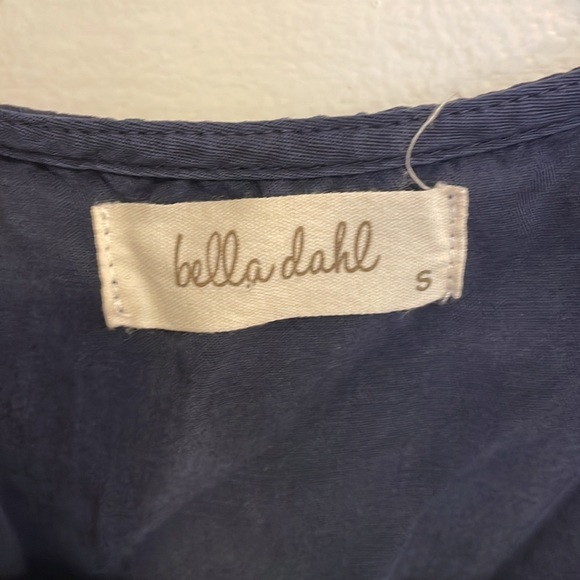 Bella Dahl Cross Front Romper in Navy- revolve - Picture 4 of 9